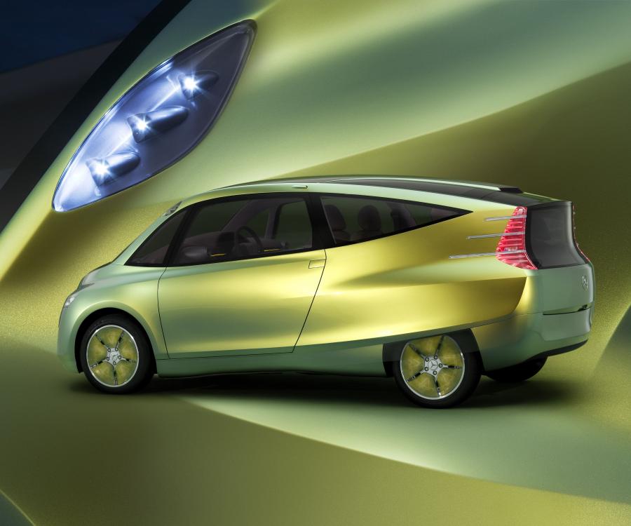  Mercedes-Benz Bionic Concept 2005 года  (фото 7 из 22)